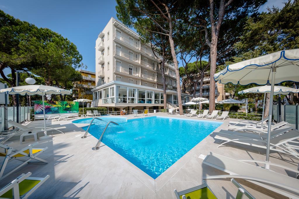 Hotel San Marco Milano Marittima Buitenkant foto